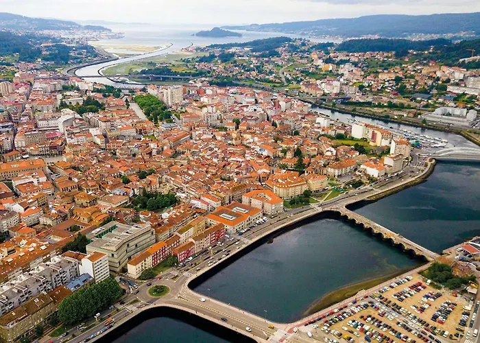 ホテル Asador A Fracha ポンテベドラ